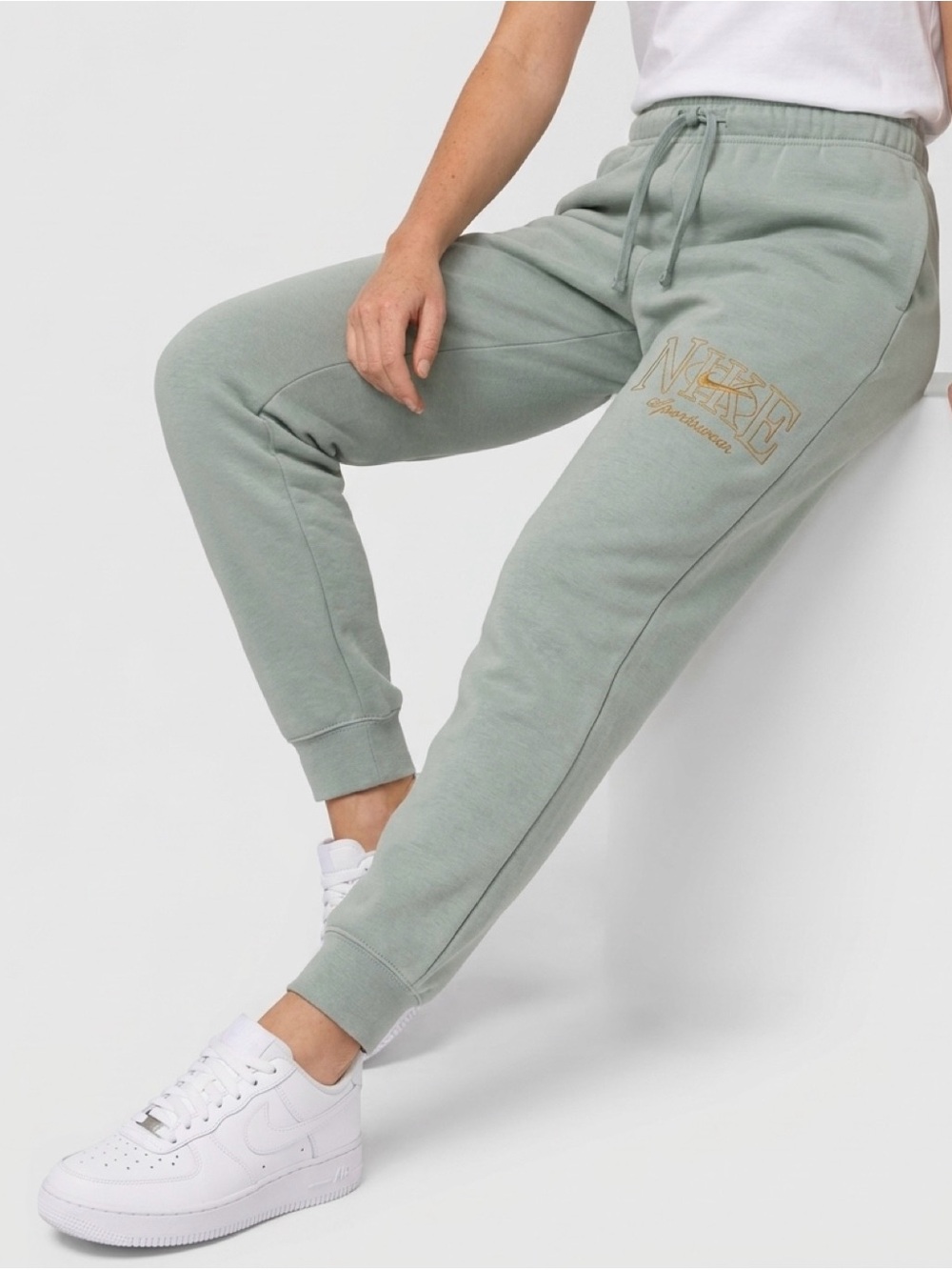 Nike Joggers New with tag, small